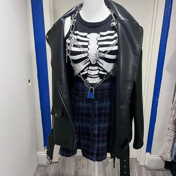 Gothic Stainless Steel Chain Belt & Necklace Collection - Picture 7 of 10